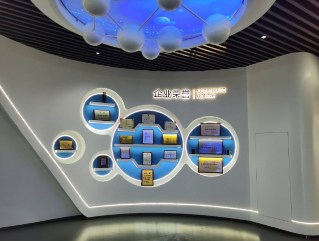 如何設(shè)計(jì)一個(gè)獨(dú)具特色的文化展廳？></a>
					</div>
					<div   id=